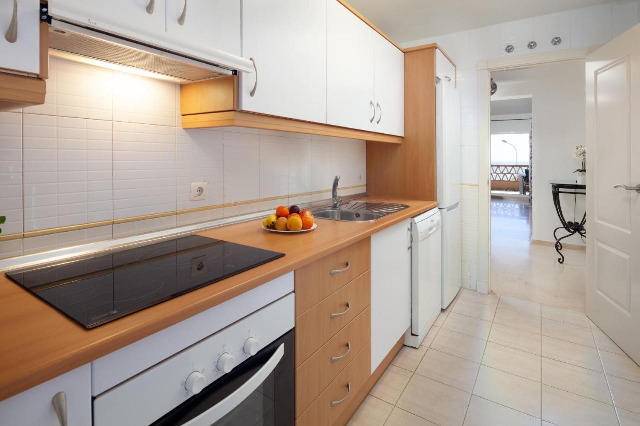 Sea View Apartment Torrox Bagian luar foto